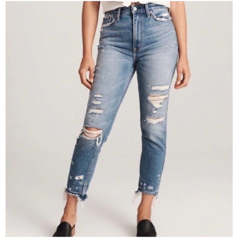 Abercrombie & Fitch Annie High Rise Girlfriend Jeans Distressed‎ Size 24 / 00R